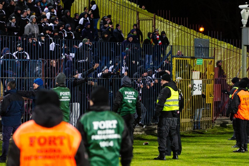 Pogoń Szczecin wygrała mecz z Zagłębiem Sosnowiec 1:0. Na...