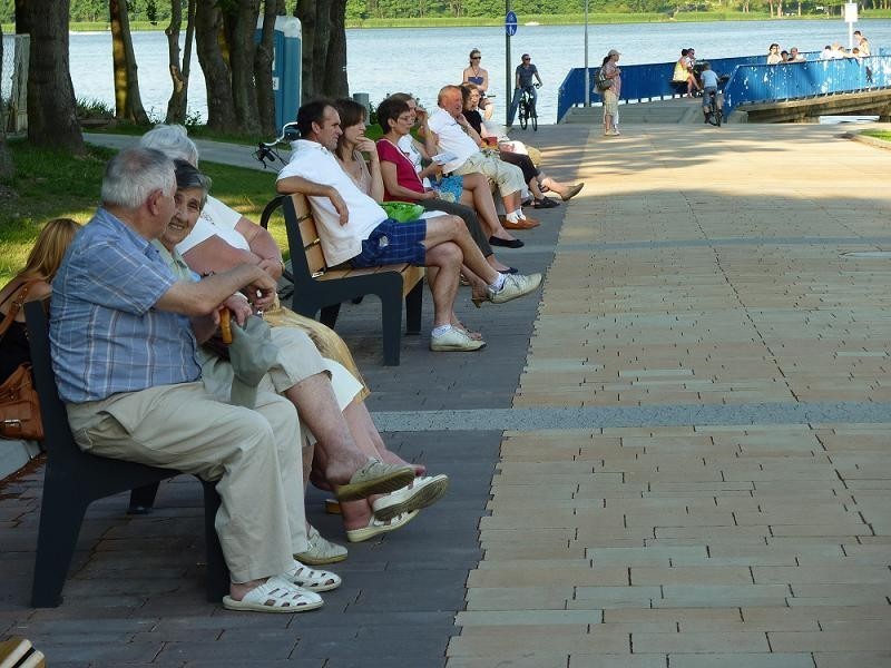 Uczestnicy i Kadra Dziecięcych Warsztatów Muzycznych wystąpili na promenadzie