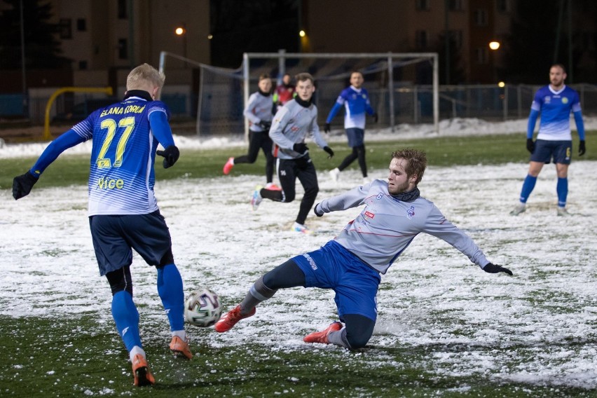 W meczu kontrolnym czwartoligowy Budowlany KS Bydgoszcz...