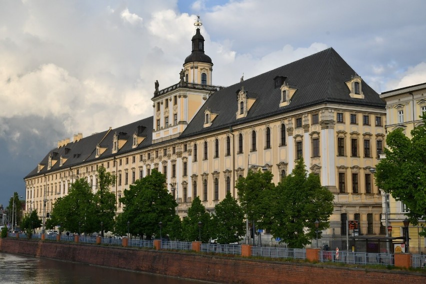 Historia Uniwersytetu Wrocławskiego rozpoczęła się w 1702...