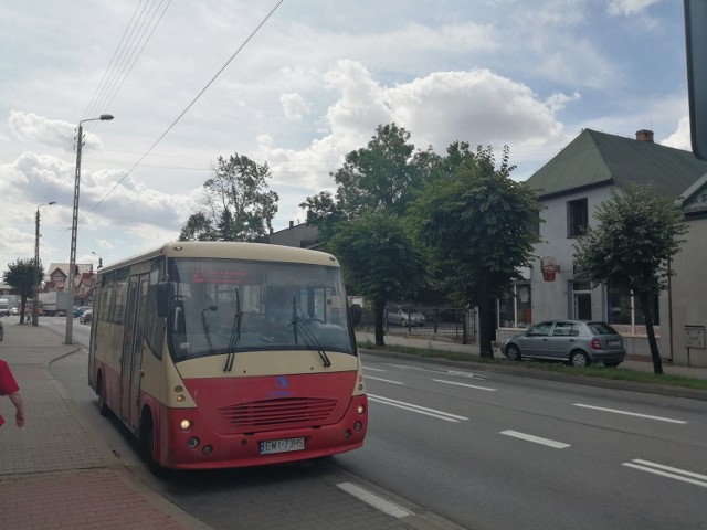 Uwaga! Zmiana przystanków komunikacji miejskiej w związku z zamknięciem skrzyżowania w centrum Wielunia