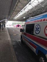 Ratownicy medyczni z Zawiercia pomagają na granicy. Organizują transporty dla chorych