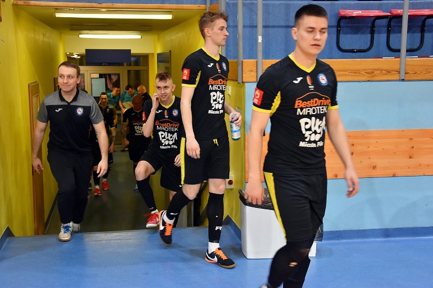 Futsal. W meczu I ligi pilski zespół lepszy od Futsalu Szczecin. Obejrzyjcie zdjęcia