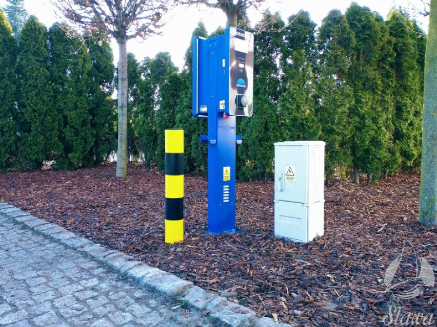 Nowa stacja ładowania pojazdów elektrycznych w Sławie