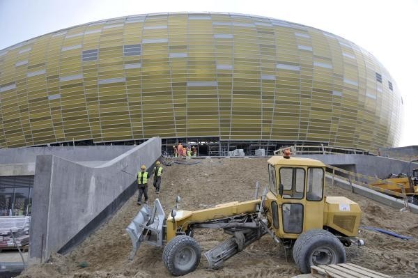 Problemy techniczne uniemożliwiają przeprowadzenie meczu inauguracyjnego na stadionie w Gdańsku
