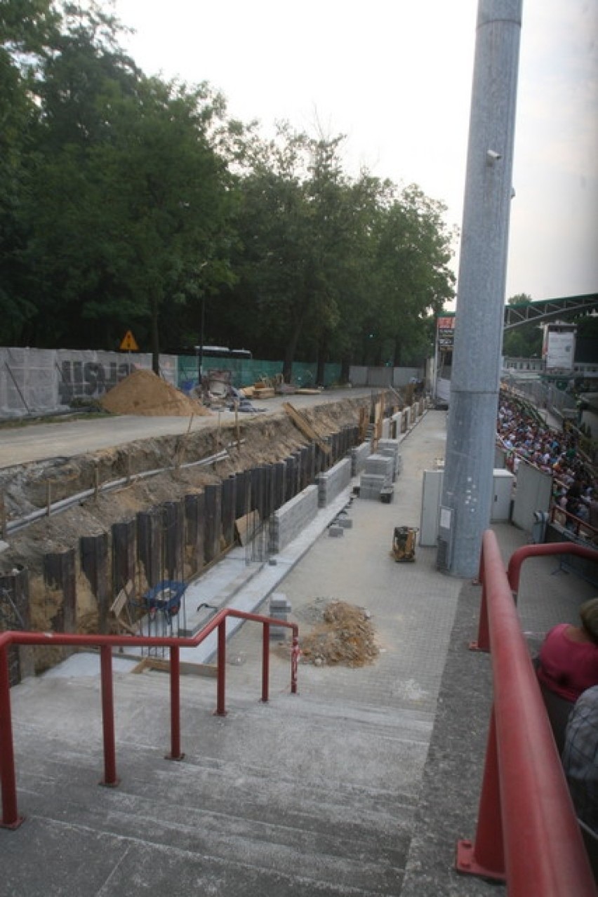 Nowe ogrodzenie wokół stadionu w Rybniku