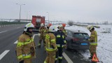 Wypadek w Lisewie na autostradzie A1. W gminie Chełmno autobus szkolny w rowie! Zdjęcia