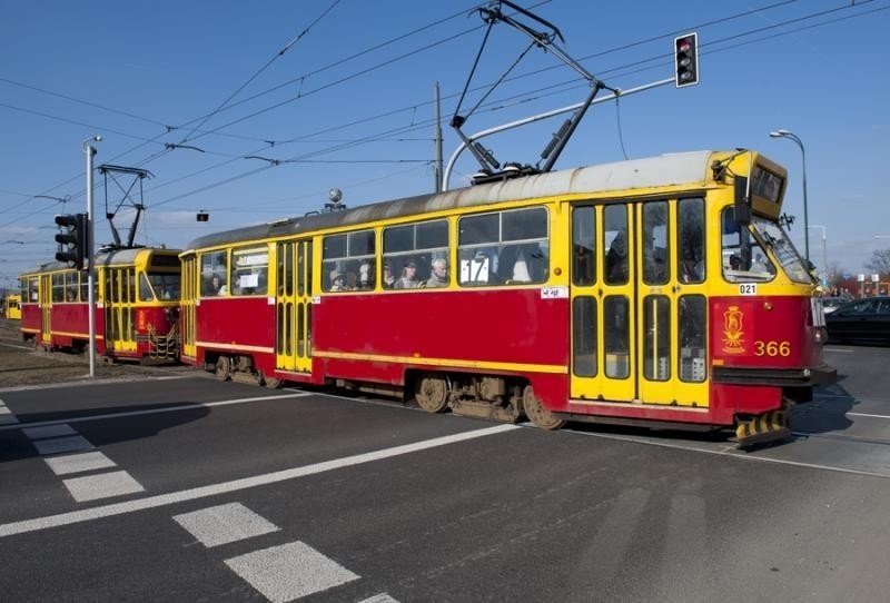 Awaria tramwaju: Zablokowany ruch na Puławskiej