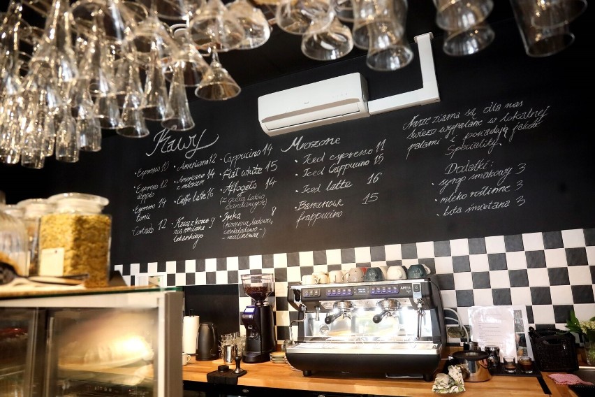 "Ponad Czasem Cafe" to nowa kawiarnia w centrum Legnicy, zobaczcie zdjęcia