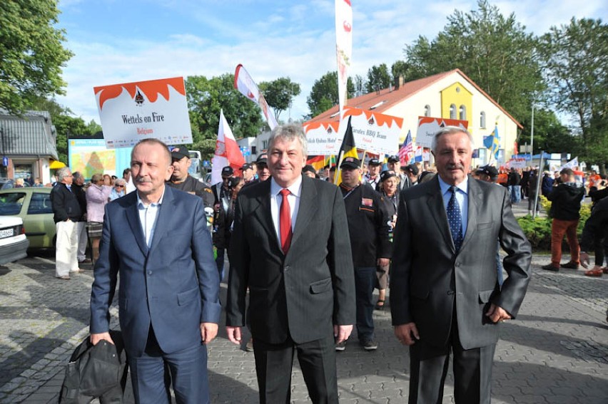 Parada uczestników Mistrzostw Europy BBQ w Ustce - FOTO