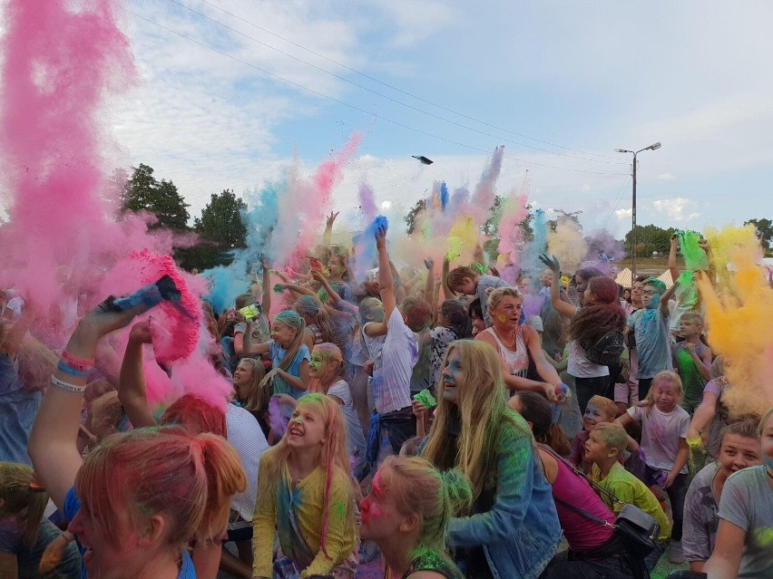 Niedziela w Rusocinie cała w Eksplozji Kolorów Holi!