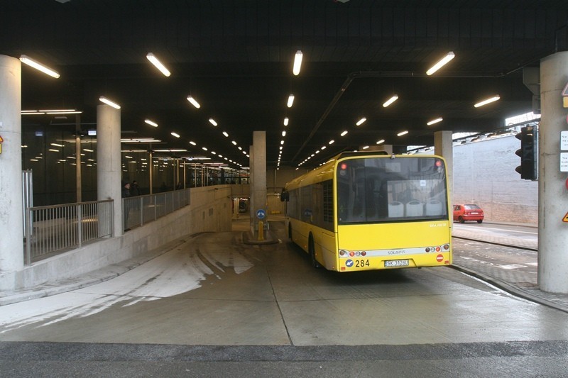 Dworzec autobusowy i tunel w Katowicach zostały otwarte na...