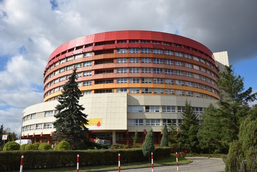 Szpital w Kaliszu wprowadza płatność przez aplikację moBilet...