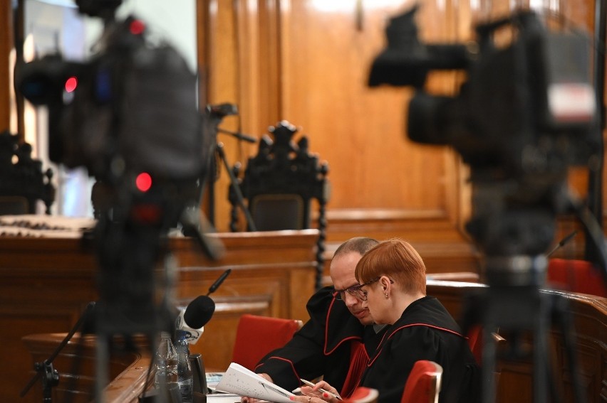 Wyrok w sprawie Amber Gold 16.10.2019. Wysokie kary dla małżeństwa Marcina i Katarzyny P. 