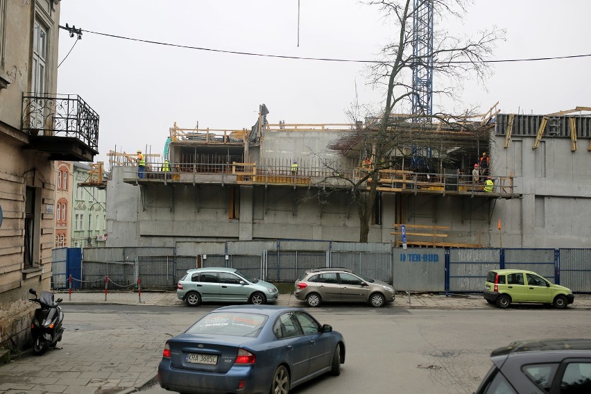 Kraków. Koniec Miejskiej Infrastruktury. Od dwóch lat nie zbudowała nawet parkingu [ZDJĘCIA]