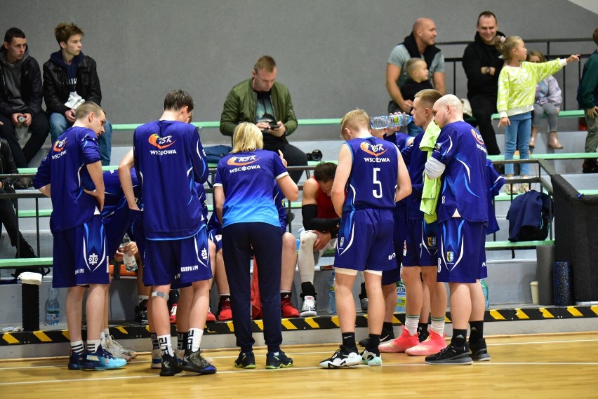 MKS Sokół Basketball Żary pokonał WSTK Wschowa 94:84.