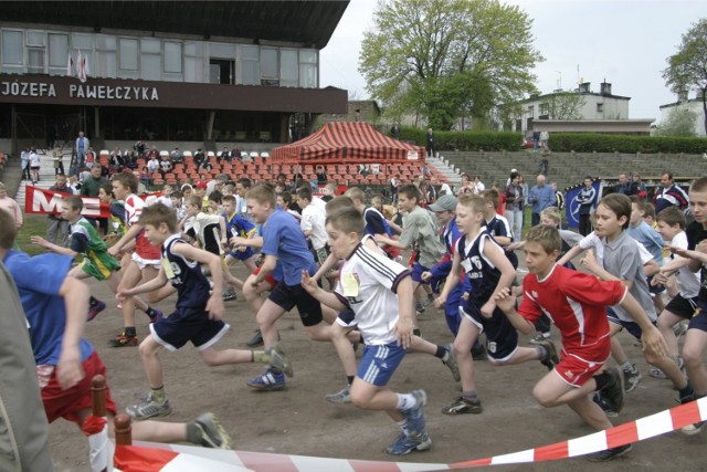 Na stadionie w Czeladzi w latach 2004-2006 odbywały się biegi o Paterę Dziennika Zachodniego. Tak jak wtedy stadion wygląda też dziś