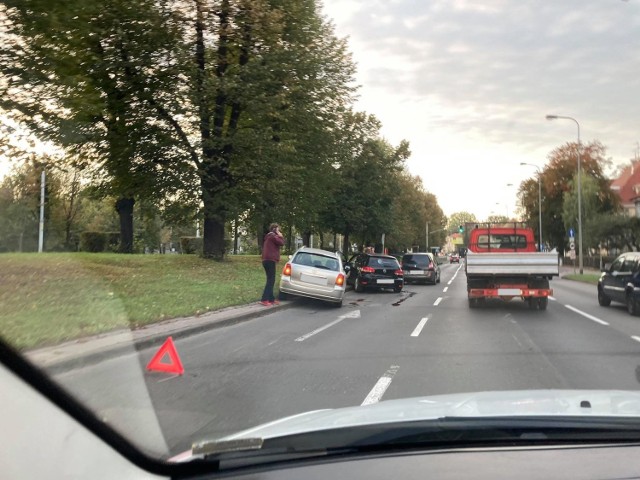 Kolizja na Alei Zwycięstwa w Gdańsku w poniedziałek, 12.10.2020 r.