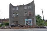 Śląskie: Burze z silnym wiatrem - zerwany dach szkoły, pożar wieży kościelnej... [ZDJĘCIA]