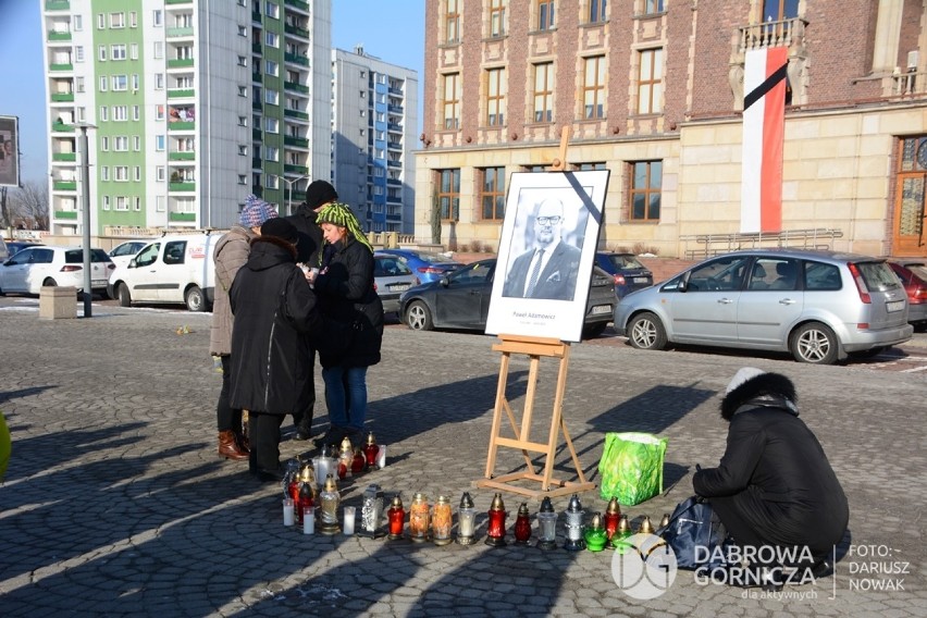 Dąbrowa Górnicza upamiętniła Pawła Adamowicza [ZDJĘCIA]