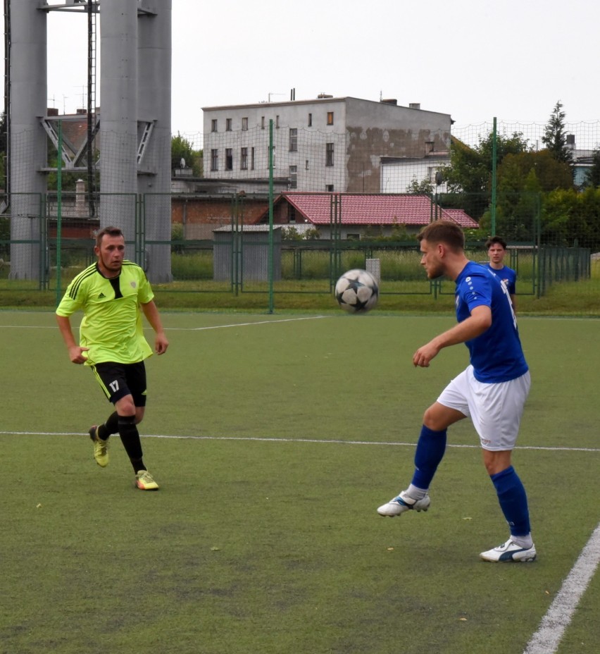 Międzyrzeczanie gładko wygrali z piłkarzami z Rudnicy 8:0.