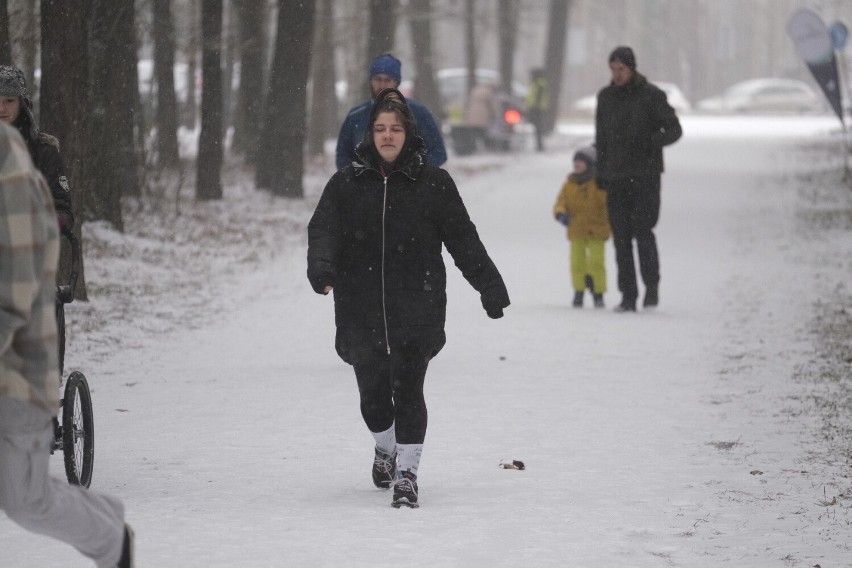 Parkrun Toruń zimową porą. Mamy zdjęcia z biegu!