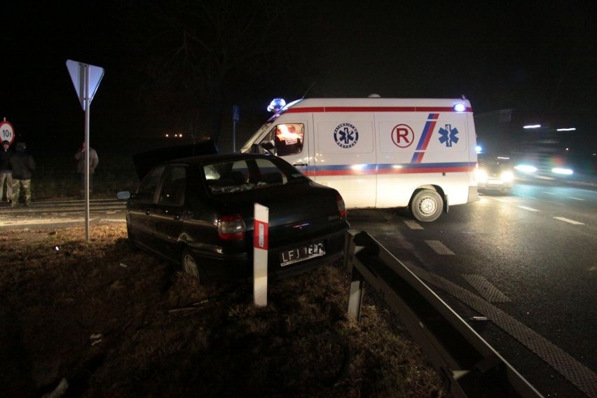 Groźny wypadek w miejscowości Nowe. Cztery osoby przetransportowane do szpitala [ZDJĘCIA]