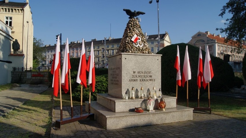 Kalisz. Obchody 74 rocznicy wybuchu powstania warszawskiego