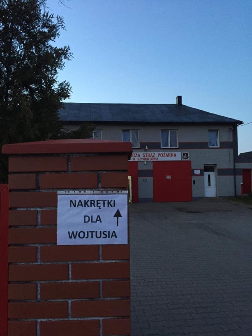 OSP Mokrsko licytowało wolny czas druhów. Inne jednostki zbierają nakrętki.[FOTO]