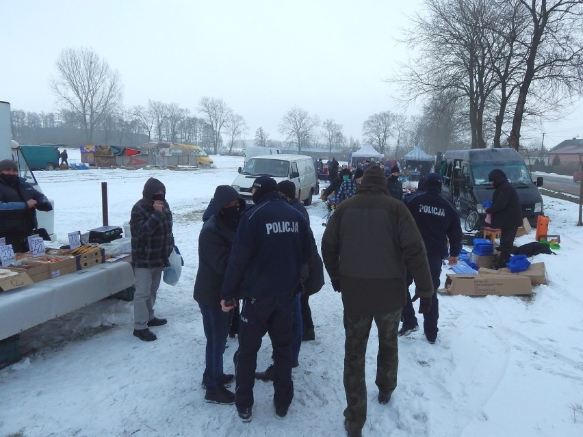 Policjanci z KPP Radziejów razem z funkcjonariuszami KAS i strażnikami łowieckimi działali w powiecie radziejowskim [zdjęcia]
