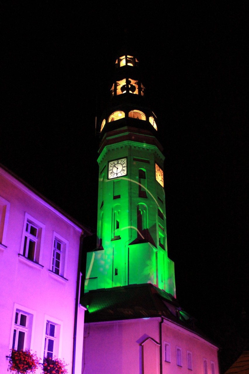 Tak prezentowała się wieża ratusza podczas Winobrania w 2016...