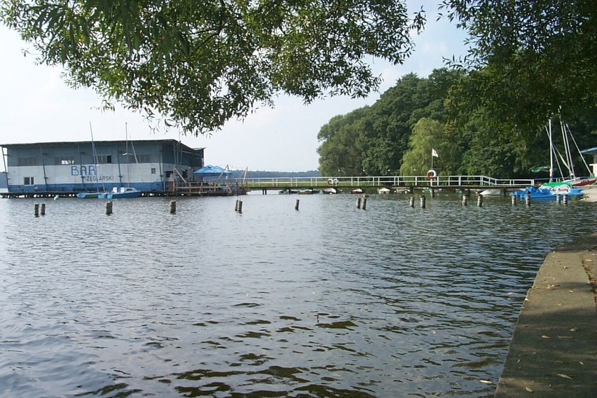 Tak hangar na Trzesiecku wyglądał przed rokiem 2007