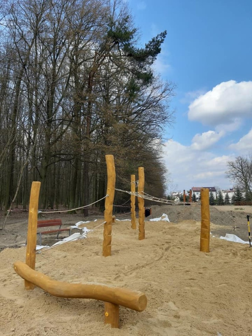 Na osiedlu Adampol w Świdniku powstaje pierwszy leśny ogród zabaw dla najmłodszych. Planowo prace zakończą się w czerwcu