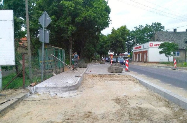 Radny wskazał, że odcinka drogi nie wyremontowano po instalacji kanalizacji w 2018 roku