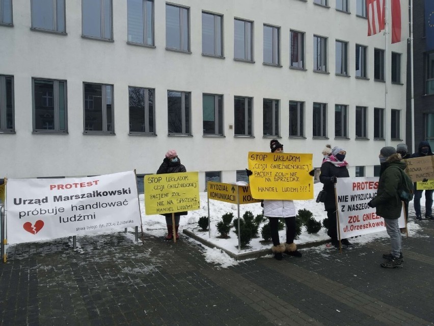 „Udarówka” Gniezno. Minął rok od protestów. Co dalej z oddziałem neurologicznym i „udarówką”?