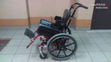 Bielsko-Biała: Ktoś zgubił telefon i... wózek inwalidzki. Właścicieli szuka policja