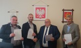 Nowy Tomyśl: Podpisanie umowy na budowę trasy rowerowej Wąsowo-Trzcianka!