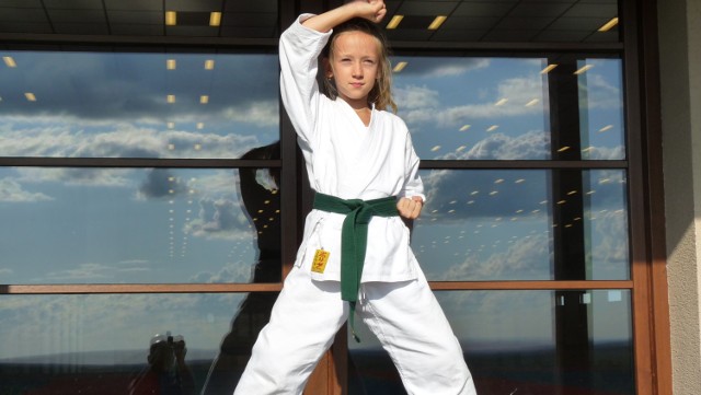 Marcelina Kruszyńska z Karate Klubu Wejherowo. SMS pod nr 72355 o treści SP.6