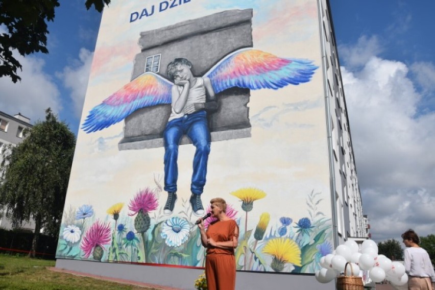 Mural fundacji Dajemy Dzieciom Siłę w Starogardzie już odsłonięty ZDJĘCIA 