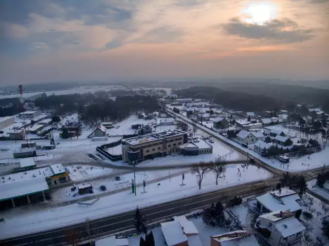 Zobaczcie jak pięknie wygląda gmina Osjaków w zimowej odsłonie w obiektywie "Z lotu ptaka"