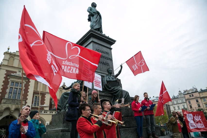 Szlachetna Paczka i Akademia Przyszłości szukają wolontariuszy