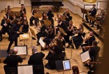 Stokłosa współcześnie i etnicznie. Sinfonietta Cracovia zagra 18 października "Wariacje ludowe" w ICE Kraków 