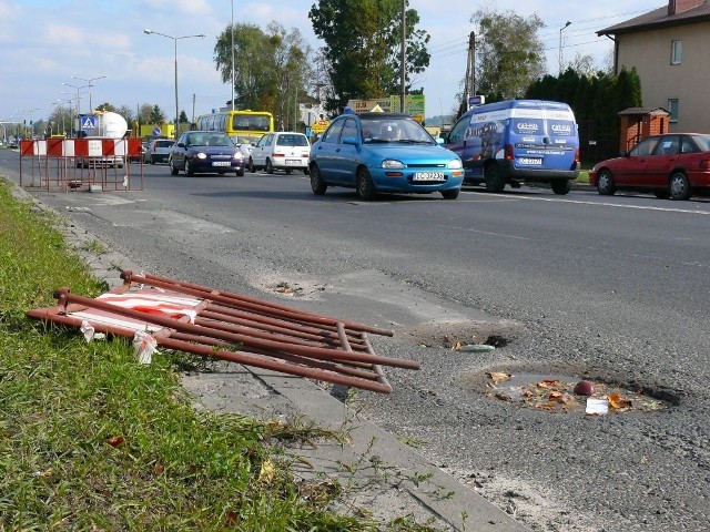 Ulica Rejowiecka jest w opłakanym stanie (zdjęcie z wakacji 2011 roku)