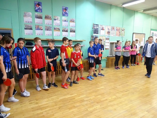 W Chełmnie przy stołach tenisowych spotkali się reprezentanci kilku szkół w województwie kujawsko-pomorskim