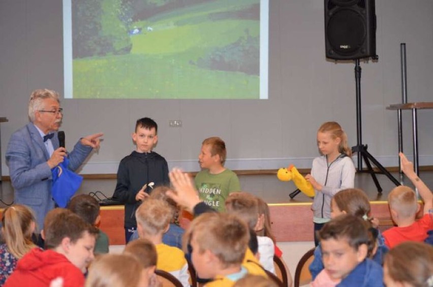 Spotkanie z Wojciechem Widłakiem w Bibliotece Publicznej w Budzyniu 