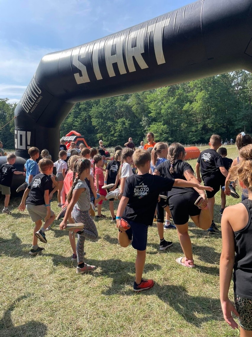 Survival Race Kids. Bieg z przeszkodami dla dzieci i młodzieży w Kielcach. Było aż 800 dzieci. Zobaczcie zdjęcia 