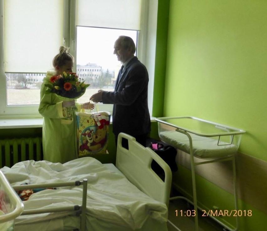 Wyjątkowe narodziny w świeckim szpitalu. Co ma wspólnego mała Lilianka z rocznicą odzyskania niepodległości? 