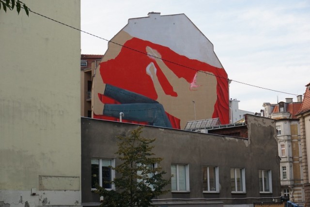 Mural powstaje przy ul. Nowowiejskiego w Poznaniu