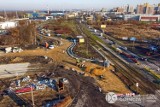 Dąbrowa Górnicza: Trwa budowa centrum przesiadkowego, tunelu pod torami i drogi za Hutą Bankową. Jak postępują prace?
