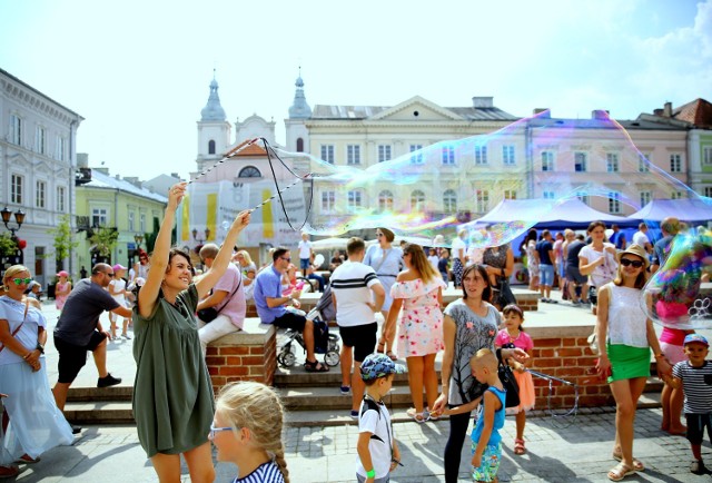 Dzień Baniek Mydlanych w Piotrkowie